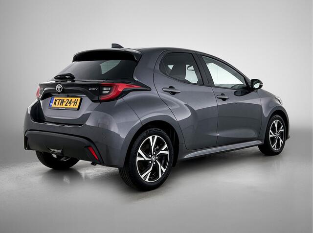 Toyota YARIS 1.5 Hybrid 115 First Edition + | BTW voertuig | Dodehoek detectie | Stoel+stuurverwarming | Parkeersensoren voor+achter | Apple CarPlay/Android Auto | Cruise Control Adaptive |