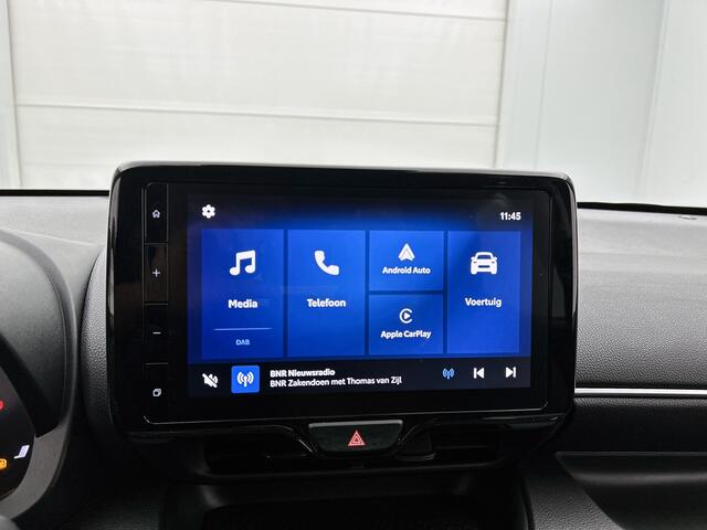 Toyota YARIS 1.5 Hybrid 115 First Edition + | BTW voertuig | Dodehoek detectie | Stoel+stuurverwarming | Parkeersensoren voor+achter | Apple CarPlay/Android Auto | Cruise Control Adaptive |