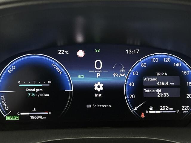 Toyota YARIS 1.5 Hybrid 130 Launch Edition | Panoramadak | JBL | Head-Up Display | Dodehoek detectie | Parkeersensoren voor+achter | Stoel+stuurverwarming | Draadloze telefoonlader | Navigatie | Apple CarPlay/Android Auto |