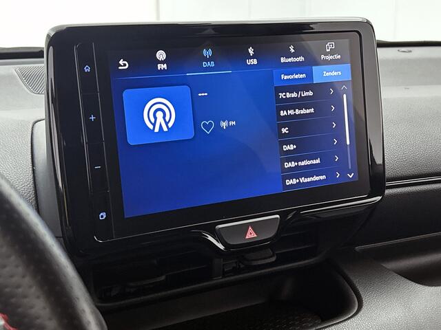 Toyota YARIS 1.5 Hybrid GR Sport | Head-Up Display | Stoel+Stuurverwarming | Dodehoek detectie | Parkeersensoren voor+achter | Navigatie | Apple CarPlay/Android Auto | Cruise Control Adaptive |