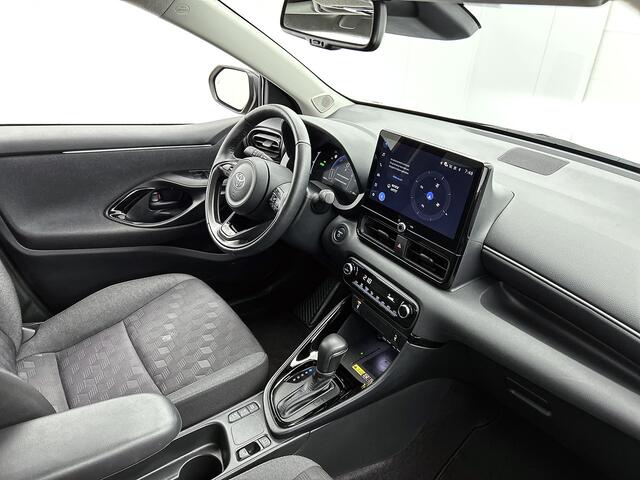 Toyota YARIS 1.5 Hybrid 115 Dynamic Comfort Pack | BTW voertuig | dodehoek detectie | Stoel+stuurverwarming | Apple CarPlay/Android Auto | Climate Control | Cruise Control Adaptive | Achteruitrijcamera | Parkeersensoren voor+achter |