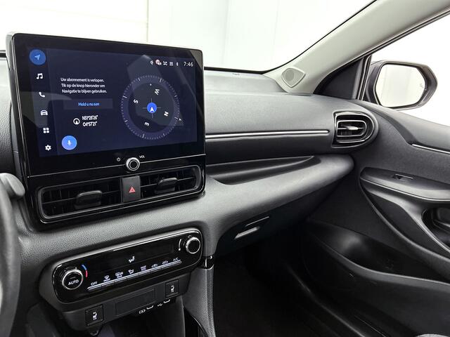 Toyota YARIS 1.5 Hybrid 115 Dynamic Comfort Pack | BTW voertuig | dodehoek detectie | Stoel+stuurverwarming | Apple CarPlay/Android Auto | Climate Control | Cruise Control Adaptive | Achteruitrijcamera | Parkeersensoren voor+achter |