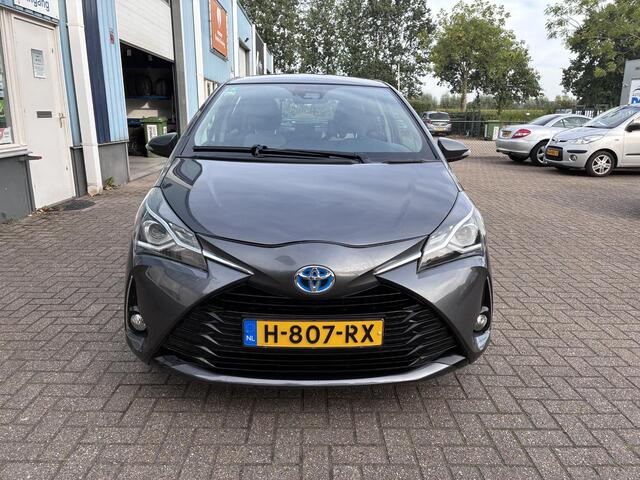 Toyota YARIS 1.5 Hybrid Aspiration Navi Camera Lmv