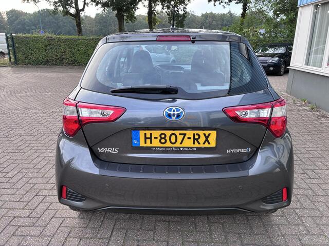 Toyota YARIS 1.5 Hybrid Aspiration Navi Camera Lmv