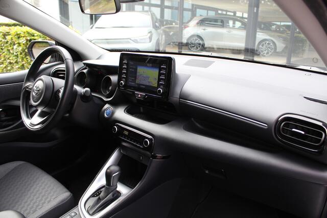 Toyota YARIS 1.5 Hybrid Dynamic | Rijklaar | Afn. Trekhaak | Apple/Android | Navi | DAB+ | Keyless | Allseason banden