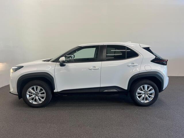 Toyota YARIS Cross 1.5 Hybrid Business Navigatie Apple Carplay Android Auto Camera Parkeerhulp Adaptive Cruise Control Climate Control Lichtmetalen velgen