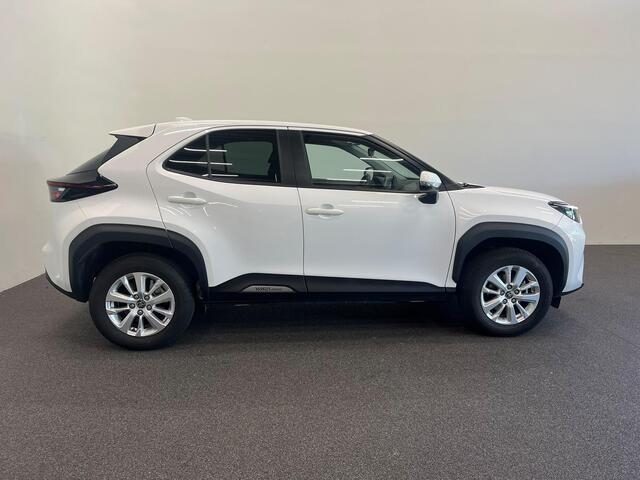 Toyota YARIS Cross 1.5 Hybrid Business Navigatie Apple Carplay Android Auto Camera Parkeerhulp Adaptive Cruise Control Climate Control Lichtmetalen velgen