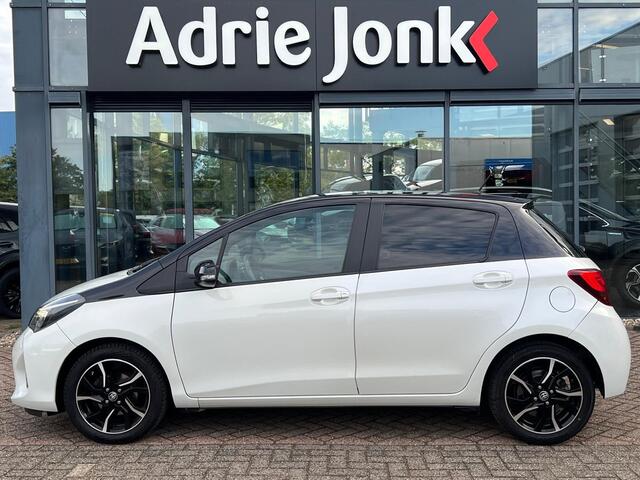 Toyota YARIS 1.0 VVT-i Trend | CRUISE CONTROL | ACHTERUITRIJCAMERA | BI-TONE | CLIMATE CONTROL | ALL SEASON BANCEN | 16 INCH LMV |