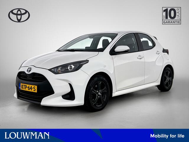 Toyota YARIS 1.5 Hybrid Active | Navigatie | Stoelverwarming | Licht Metalen Velgen | **
