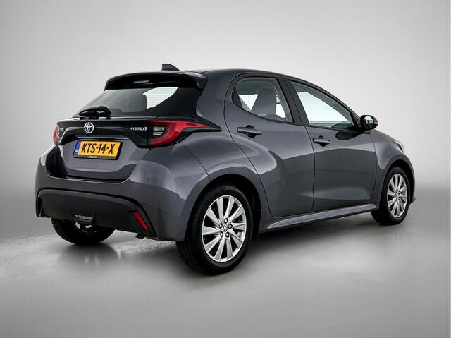 Toyota YARIS 1.5 Hybrid Dynamic Limited | Lichtmetalen Velgen | Mistlampen | Stoel-/Stuurverwarming | Onderweg-naar-dealer