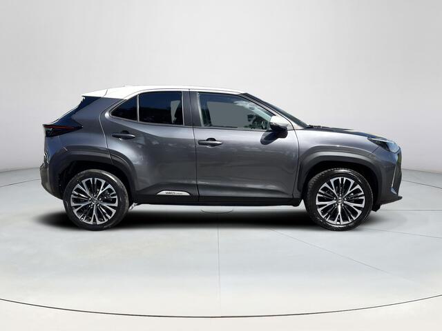 Toyota YARIS Cross 1.5 Hybrid Executive | Carplay | Head up display| Stoelverwarming | 18 inch LM-velgen | Parkeersensoren |