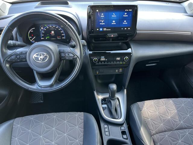 Toyota YARIS Cross 1.5 Hybrid Executive | Carplay | Head up display| Stoelverwarming | 18 inch LM-velgen | Parkeersensoren |