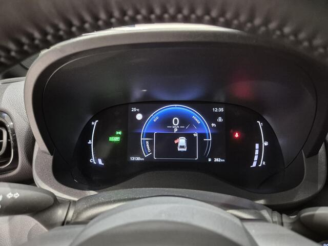 Toyota YARIS Cross 1.5 Hybrid 130 Dynamic | Automaat | Camera | Stoelverwarming | Navigatie |