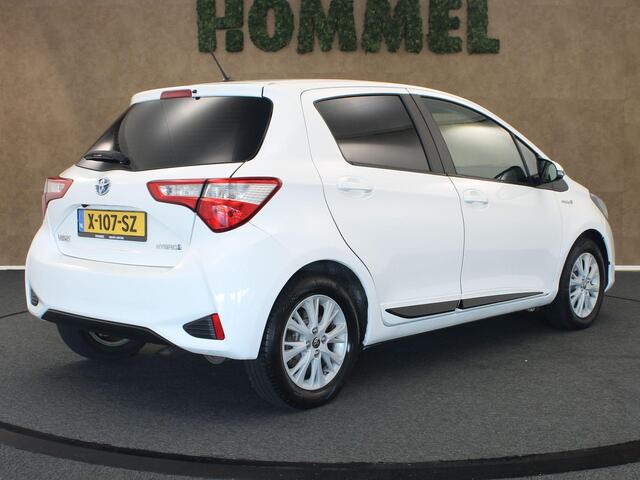 Toyota YARIS 1.5 Hybrid Active - MULTIMEDIA VOORBEREIDING - BLUETOOTH - CLIAMTE CONTROL - ELEKTRISCHE RAMEN VOOR