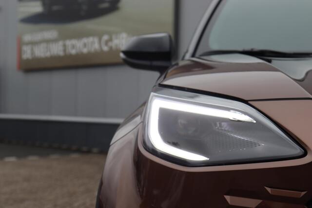 Toyota YARIS Cross 1.5 Hybrid 130 Executive , Nieuw en direct leverbaar met €2.500 demovoordeel