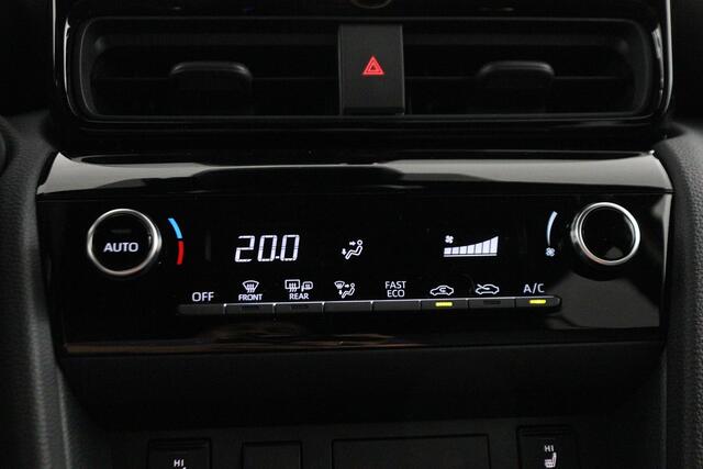Toyota YARIS Cross 1.5 Hybrid 130 First Edition | Nieuwste model | Stoel/stuurverwarming | Dodehoekdetectie |