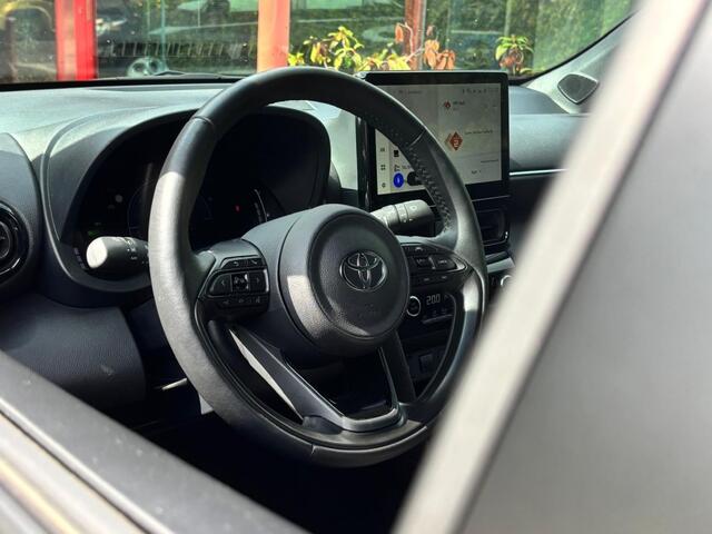 Toyota YARIS Cross 1.5 Hybrid Dynamic | CarPlay | Stoel- en Stuurverwarming