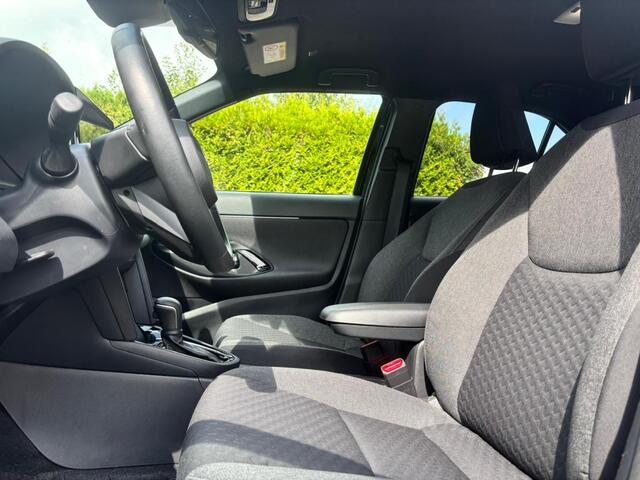 Toyota YARIS Cross 1.5 Hybrid Dynamic | CarPlay | Stoel- en Stuurverwarming