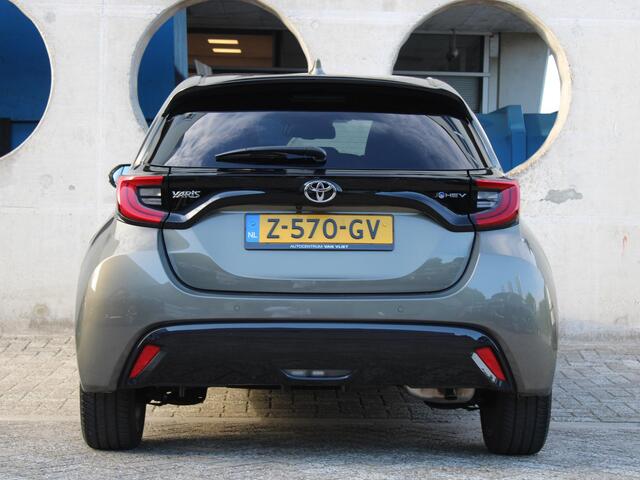 Toyota YARIS 1.5 Hybrid 130 Executive | KEYLESS ENTRY | STOELVERWARMING | APPLE CARPLAY |
