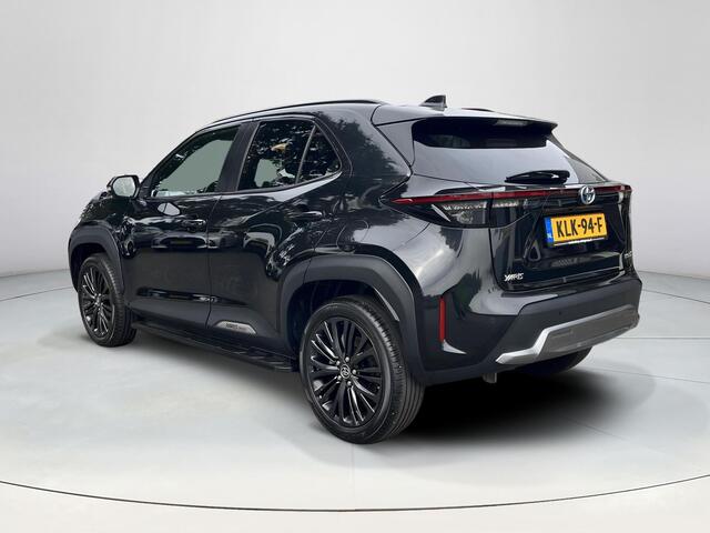 Toyota YARIS Cross 1.5 Hybrid Adventure | Navigatie | Head up display | Stoelverwarming | 18 inch LM-velgen |
