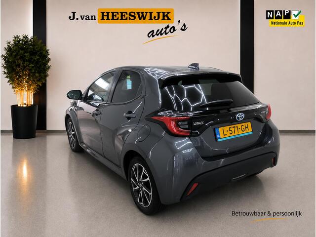 Toyota YARIS 1.5 Hybrid Style Navigatiesysteem | Stoelverwarming | Licht matealen velgen | Als nieuw !!!