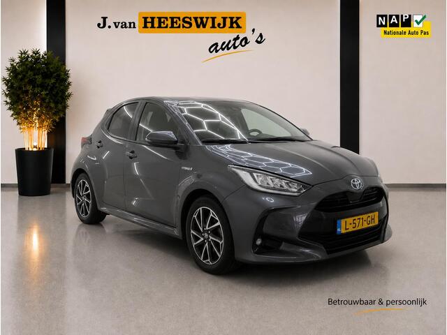 Toyota YARIS 1.5 Hybrid Style Navigatiesysteem | Stoelverwarming | Licht matealen velgen | Als nieuw !!!