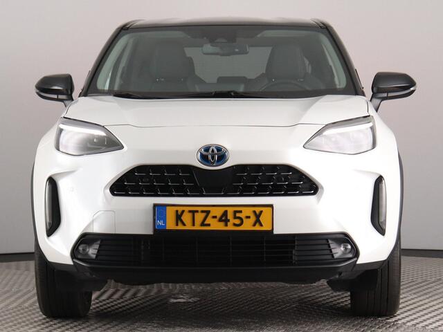 Toyota YARIS Cross 1.5 Hybrid Executive (Camera / Stoel-Stuurverwarming / Dodehoek / Half leder / Carplay / BiTone / ACC)