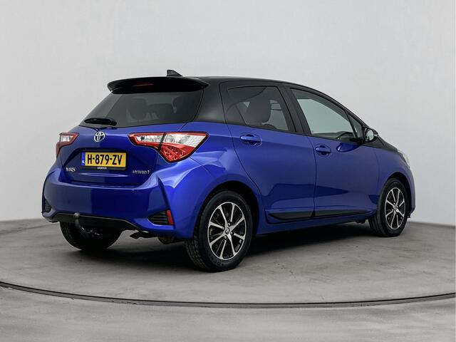 Toyota YARIS 1.5 Hybrid Dynamic Bi-Tone | Navigatie | Fietsendragerbeugel | Achteruitrijcamera | Climate Control | Cruise Control | Keyless entry/Start |