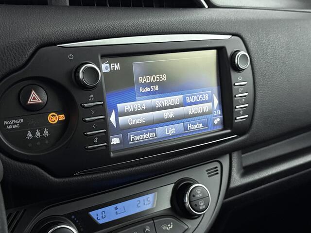 Toyota YARIS 1.5 Hybrid Dynamic Bi-Tone | Navigatie | Fietsendragerbeugel | Achteruitrijcamera | Climate Control | Cruise Control | Keyless entry/Start |
