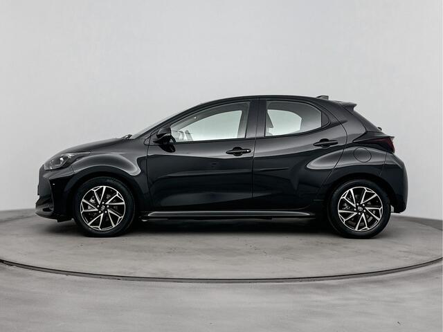 Toyota YARIS 1.5 Hybrid Active | Dealer onderhouden | Slechts 3265KM! | 16" Dynamic Velgen | Climate Control | Cruise Control Adaptive | Apple CarPlay/Android Auto | Achteruitrijcamera |