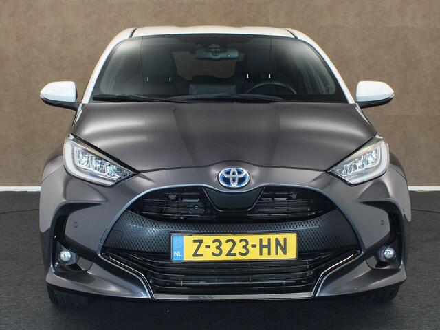 Toyota YARIS 1.5 Hybrid Executive - AFNEEMBARE TREKHAAK - DODEHOEK DETECTIE - HEAD-UP DISPLAY - JBL AUDIO - KEYLESS ENTRY/START - PARKEERSENSOREN VOOR EN ACHTER - STUUR/STOELVERWARMING - APPLE CARPLAY/ANDROID AUTO