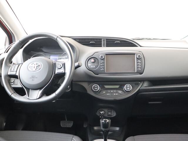 Toyota YARIS 1.5 Hybrid Active | Dealer onderhouden | Climate Control | Cruisse Control | achteruitrijcamera | 15" Velgen