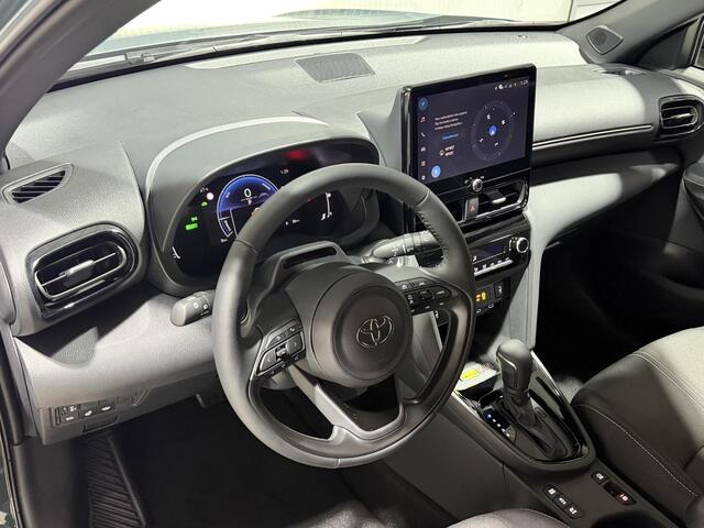 Toyota YARIS Cross 1.5 Hybrid 130 First Edition Direct leverbaar, Comfort Pack, € 2.500,- inruilpremie