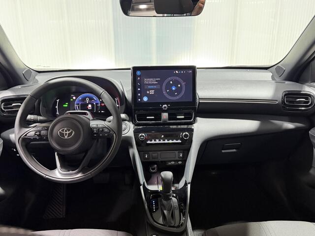 Toyota YARIS Cross 1.5 Hybrid 130 First Edition Direct leverbaar, Comfort Pack, € 2.500,- inruilpremie