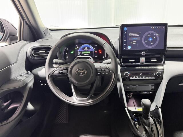 Toyota YARIS Cross 1.5 Hybrid 130 First Edition Direct leverbaar, Comfort Pack, € 2.500,- inruilpremie