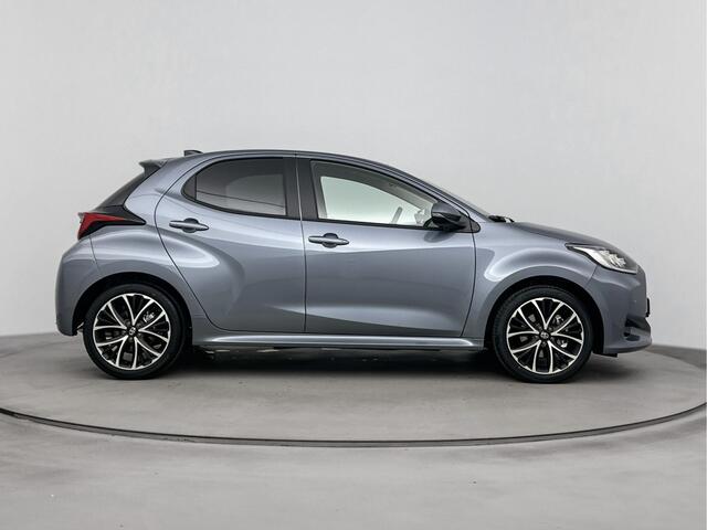 Toyota YARIS 1.5 Hybrid 115 Dynamic | Apple Carplay & Android Auto | Parkeercamera | * 03-09 TB