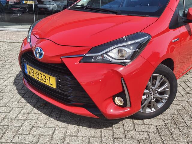 Toyota YARIS 1.5 Hybrid Dynamic | NL Auto | Navi | Keyless Entry & Start | Cruise Control