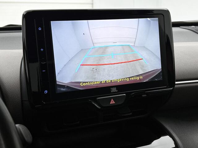 Toyota YARIS Cross 1.5 Hybrid Executive | JBL | Head-Up Display | Dodehoek detectie | Elektrische achterklep | Stoelverwarming | Draadloze telefoonlader | Navigatie | Apple CarPlay/Android Auto |