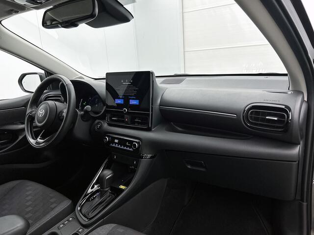 Toyota YARIS 1.5 Hybrid 115 Dynamic Comfort Pack | BTW voertuig | Dodehoek detectie | Stoel+stuurverwarming | Parkeersensoren voor+achter | Climate Control | Cruise Control Adaptive | Achteruitrijcamera |