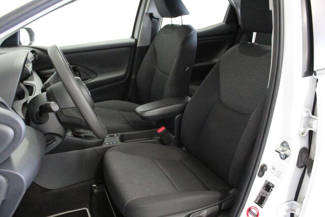 Toyota YARIS 1.5 Hybrid Comfort CLIMA | CRUISE | LANE |