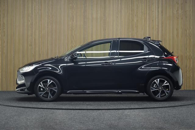 Toyota YARIS 1.5 Hybrid 115 Dynamic + Comfort Pack | Adaptive-cruise | Apple Carplay & Android Auto | Parkeersensoren V+A | Camera | Clima | Maps Navigatie | Keyless | Stoel & Stuurverwarming | Dodehoekdetectie