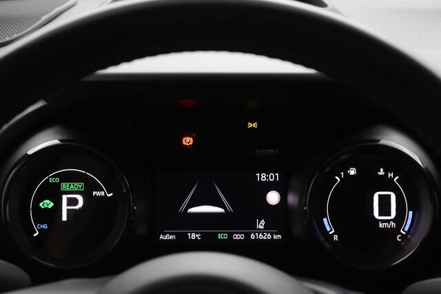 Toyota YARIS 1.5 Hybrid Executive | Leder Stof bekleding | Navigatie | Panoramadak | Stoelverwarming |