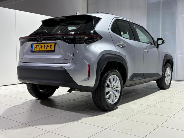 Toyota YARIS Cross 1.5 Hybrid 115 Active BTW Auto, 1 Eigenaar, Origineel Nederlandse Auto, Apple Carplay/Android auto, Camera, Lichtmetalen velgen, Fabrieksgarantie t/m 2035