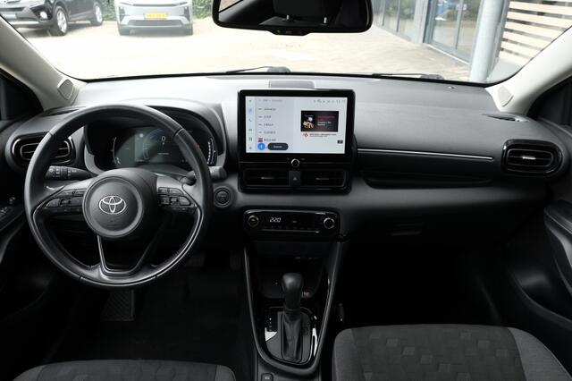 Toyota YARIS 1.5 Hybrid 115 Dynamic Automaat | Apple Carplay / Android auto | LED verlichting | Grille bovenzijde, pianozwart | Knipperlicht, LED | Koplamp, dagrijverlichting, LED Light Guide | Koplamp, LED | Kopl