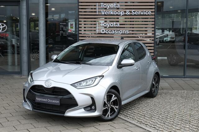 Toyota YARIS 1.5 Hybrid 115 Dynamic Automaat | Apple Carplay / Android auto | LED verlichting | Grille bovenzijde, pianozwart | Knipperlicht, LED | Koplamp, dagrijverlichting, LED Light Guide | Koplamp, LED | Kopl
