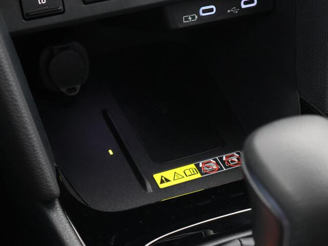 Toyota YARIS Cross 1.5 Hybrid 115 Dynamic Luxury | Stuur- & Stoelverwarming | Apple Carplay & AndroidAUTO | Camera