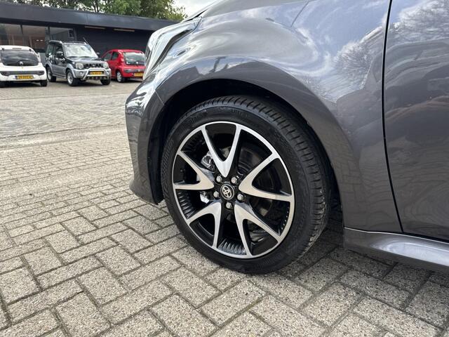 Toyota YARIS 1.5 Hyb. Executive | Head-Up Display | JBL-Audio