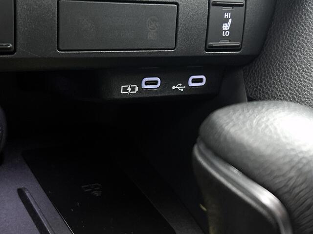 Toyota YARIS 1.5 Hybrid 115 Dynamic | Stuur-Stoelverwarming | Parkeersensoren |