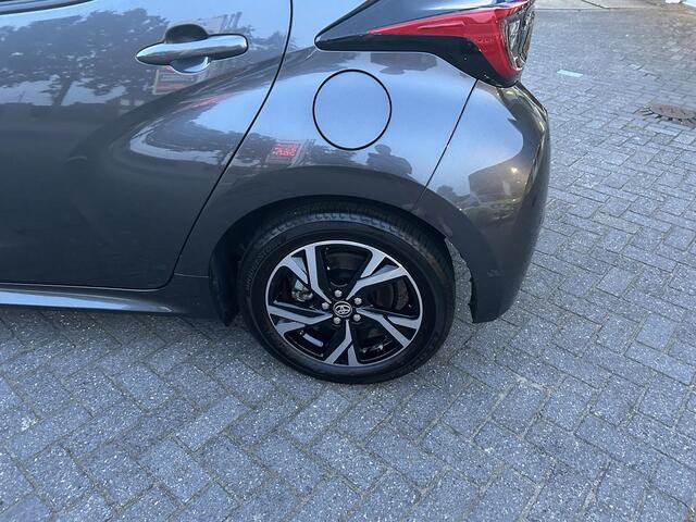Toyota YARIS 1.5 Hybrid 115 Dynamic