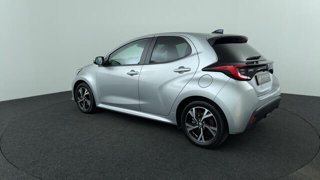 Toyota YARIS 1.5 Hybrid 115 Dynamic | Parkeersensoren | Dodehoeksensor